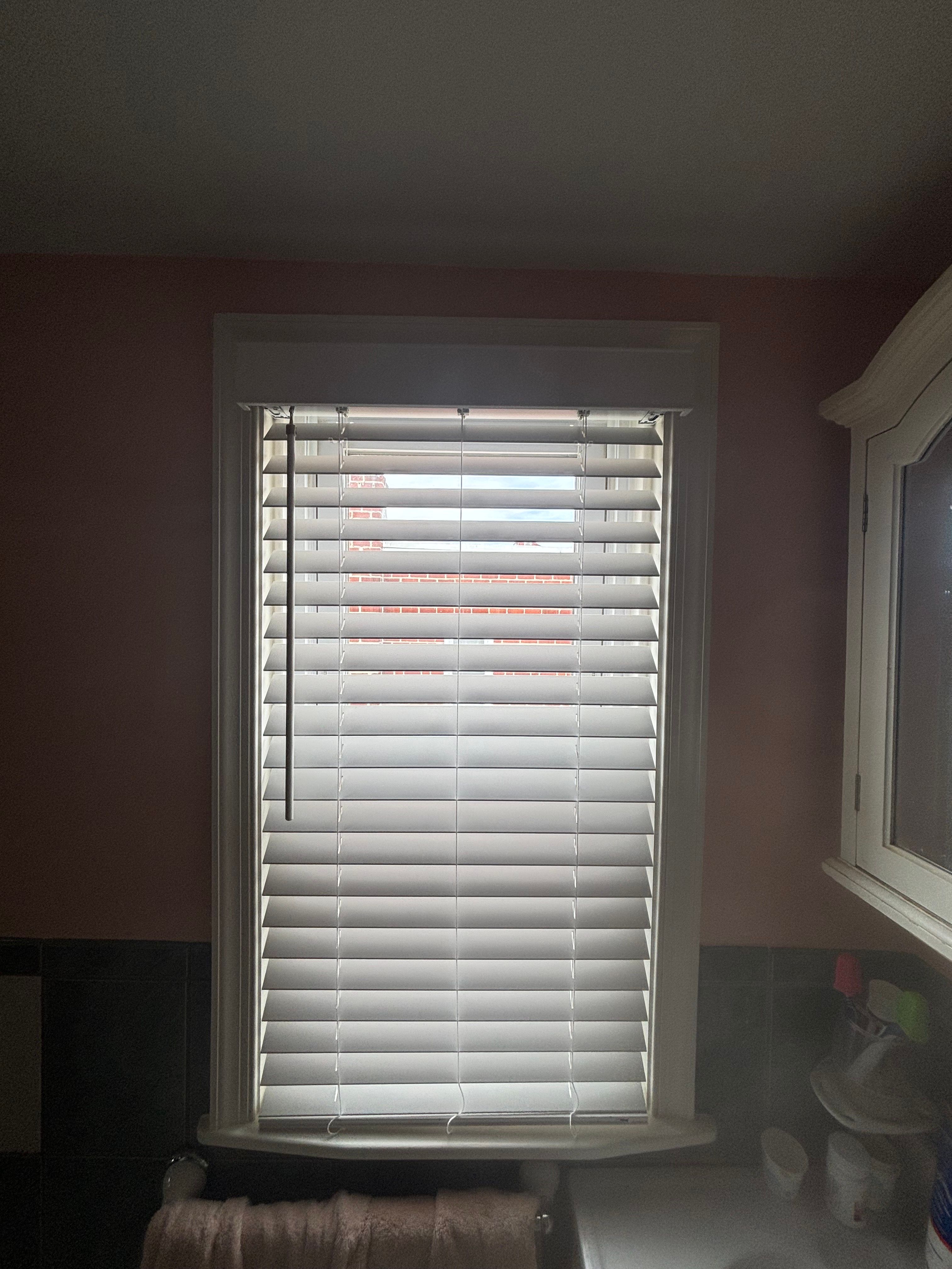 faux-wood installed in 19152