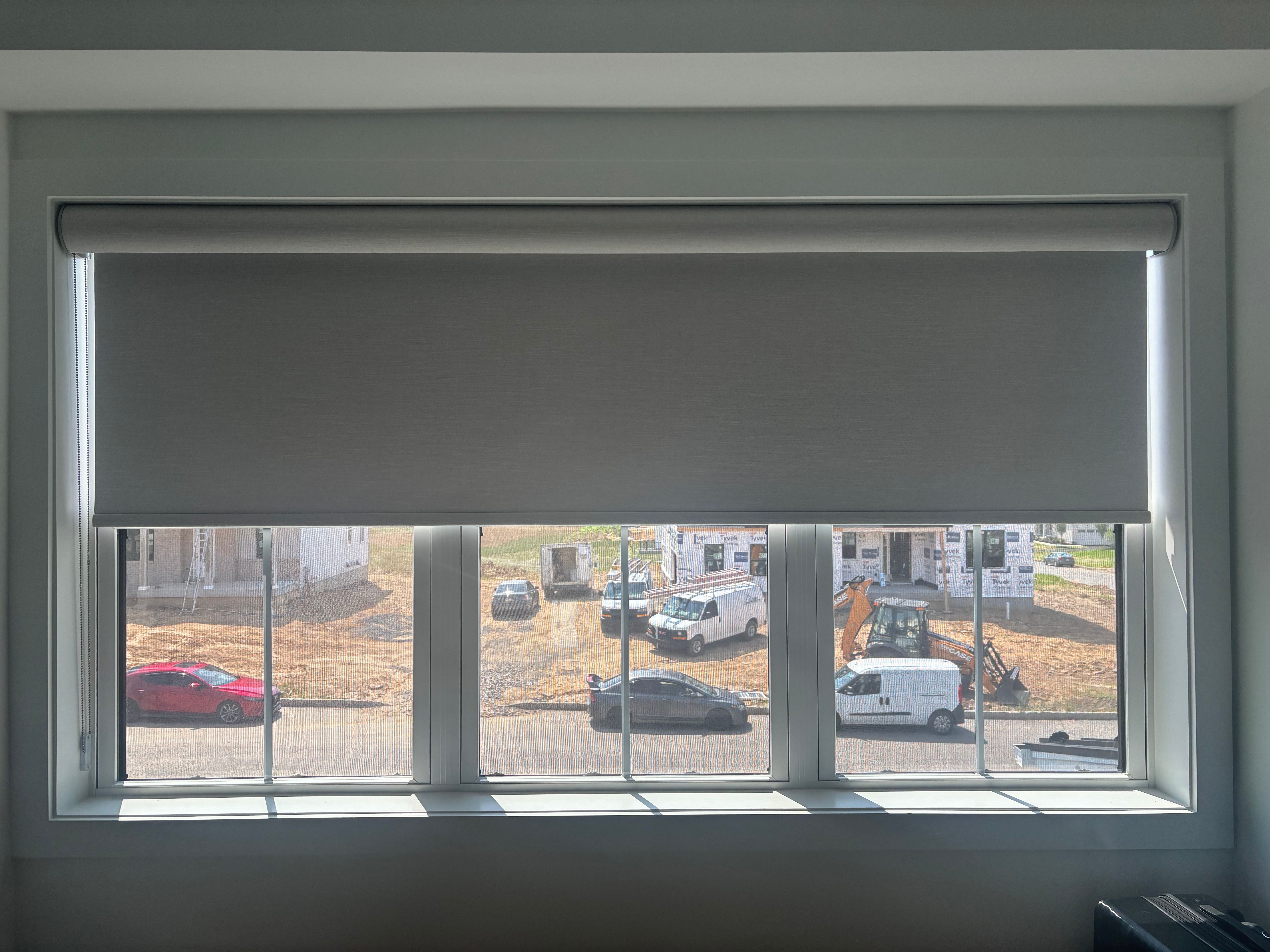 roller-shades installed in 18940
