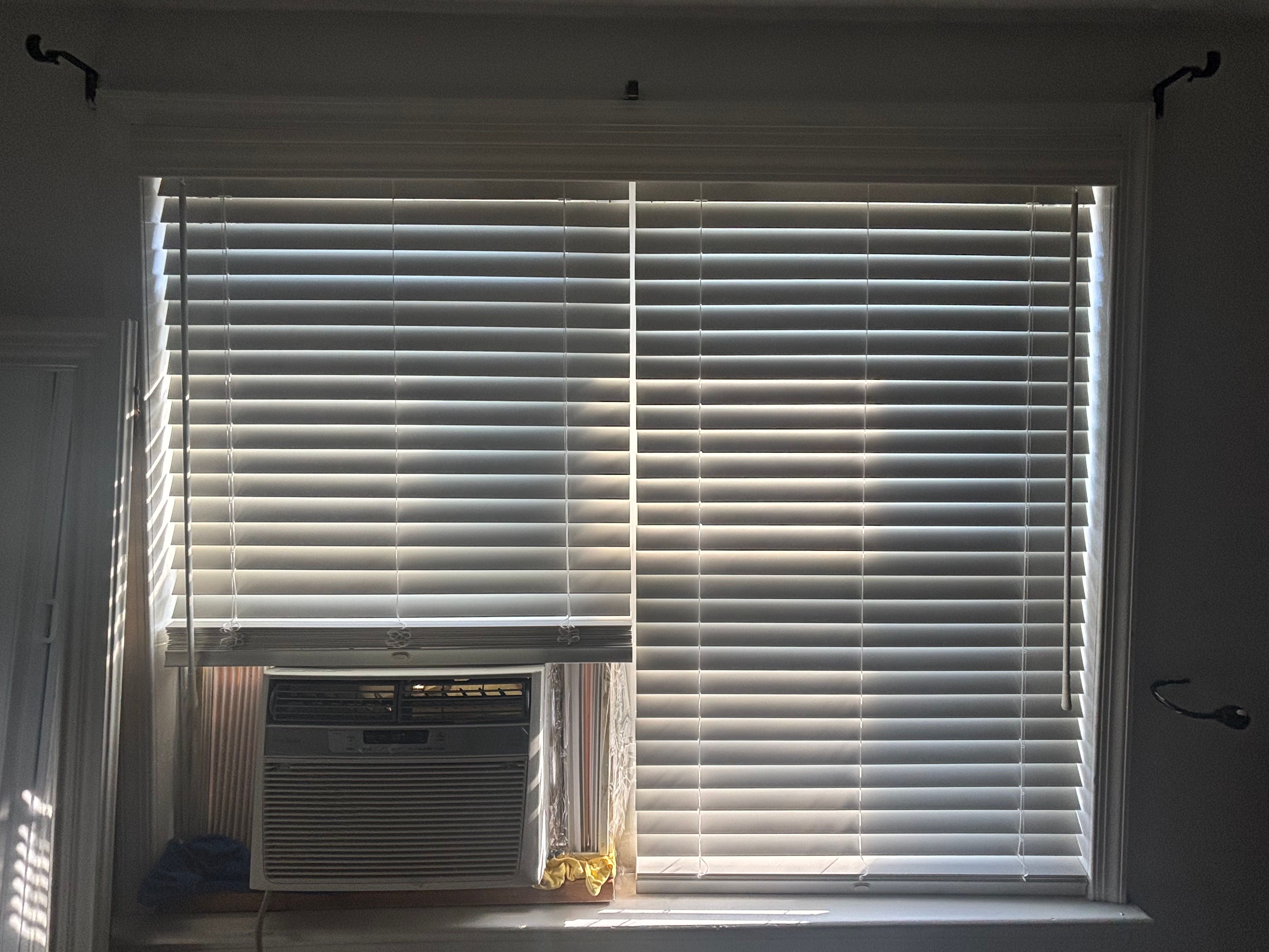 faux-wood-blinds installed in 19111
