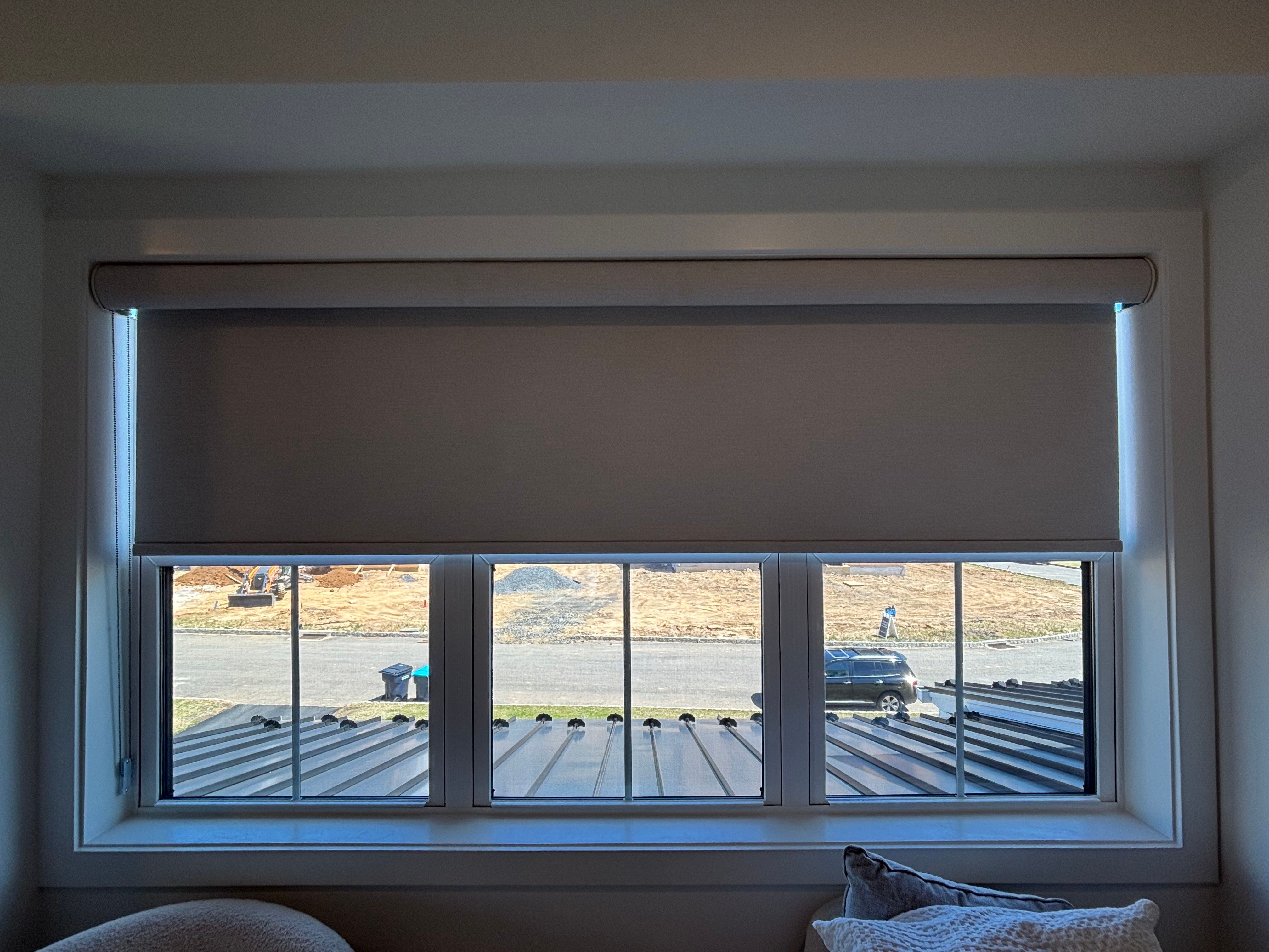 roller-shades installed in 18940