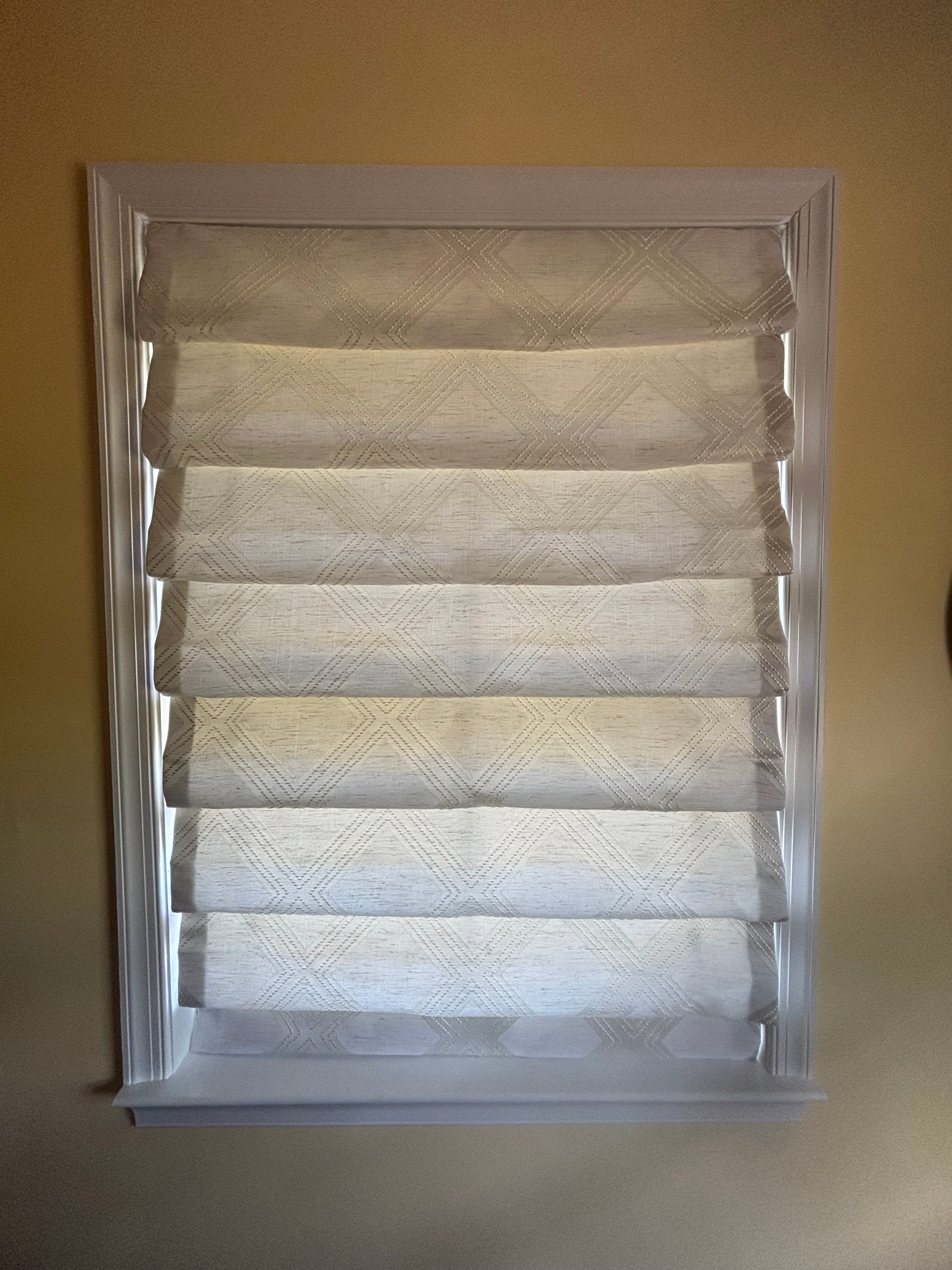 Installation photo for Roman Shades Installation 19116