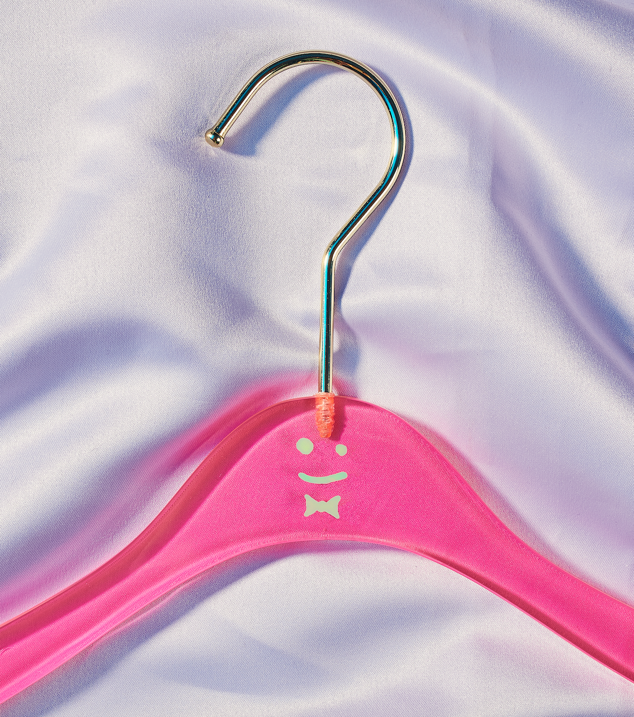 Pink hanger details
