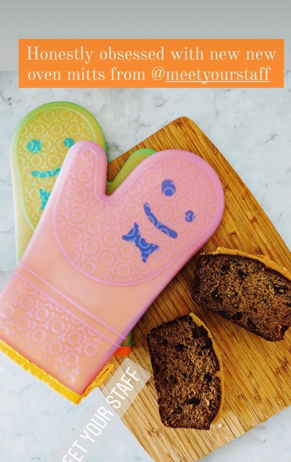 The Oven Mitts_Pair_UGC