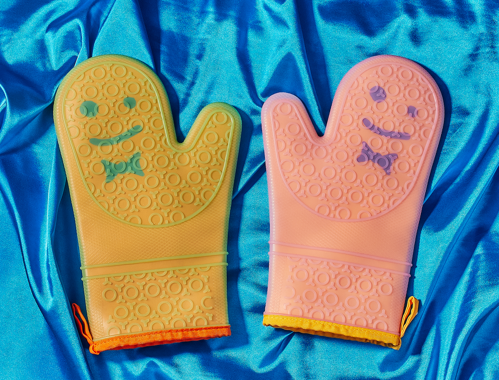 creative oven mitts