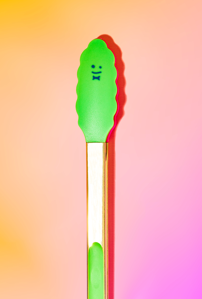 The Tongs_Detail_Green