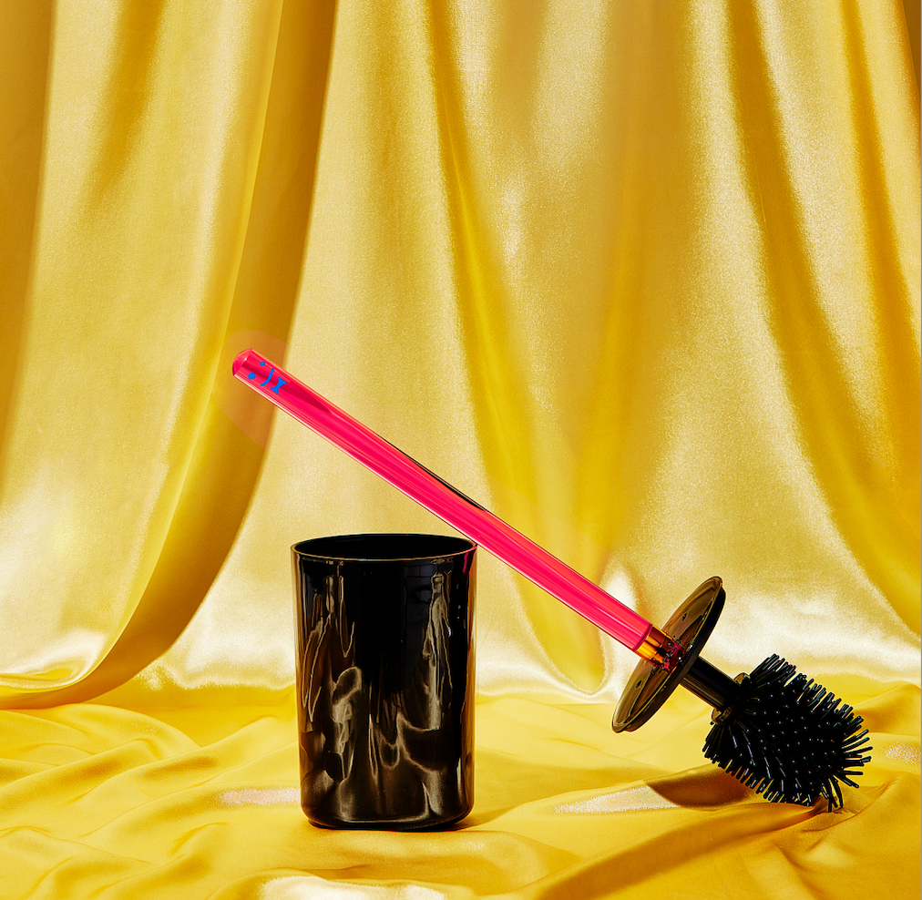The Toilet Brush_Pink_Leaning