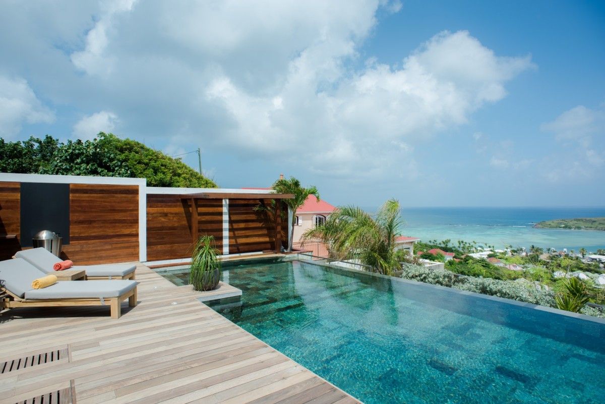Main view of villa Black Pearl in Marigot, St. Barts