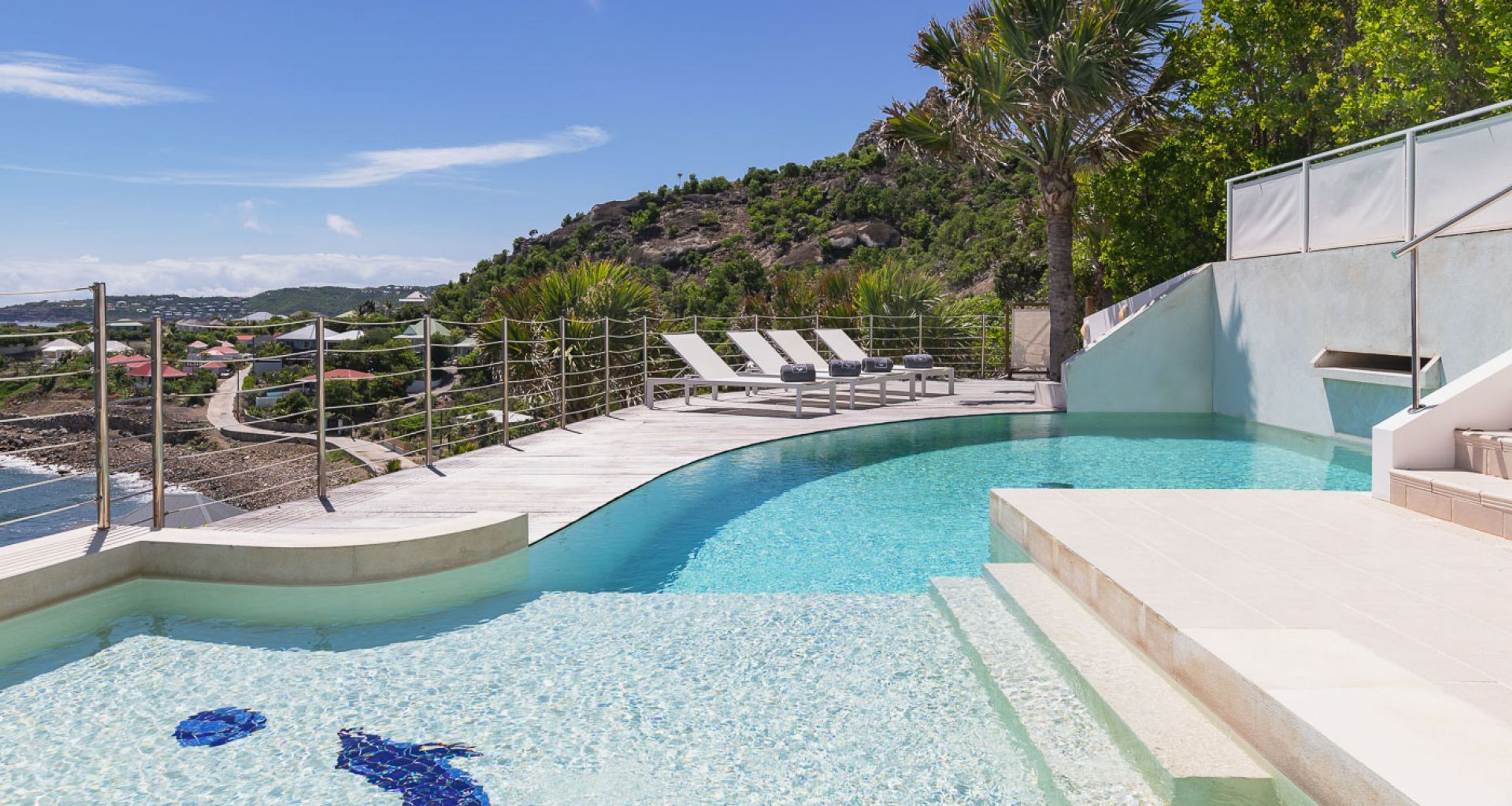 Main view of villa Lo Scoglio in Anse des Lézards, St. Barts