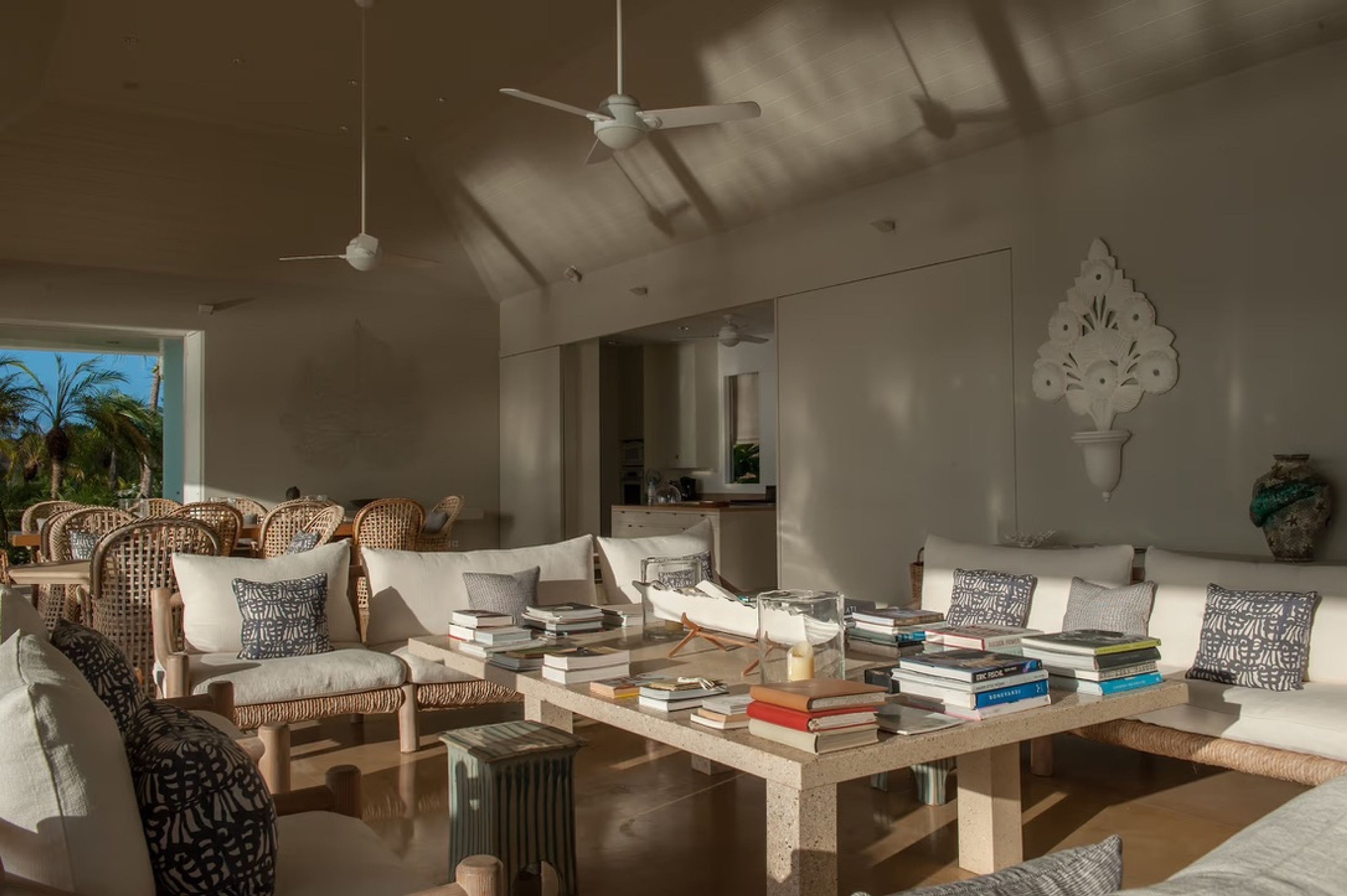Hill House — Camaruche - villa photo 4