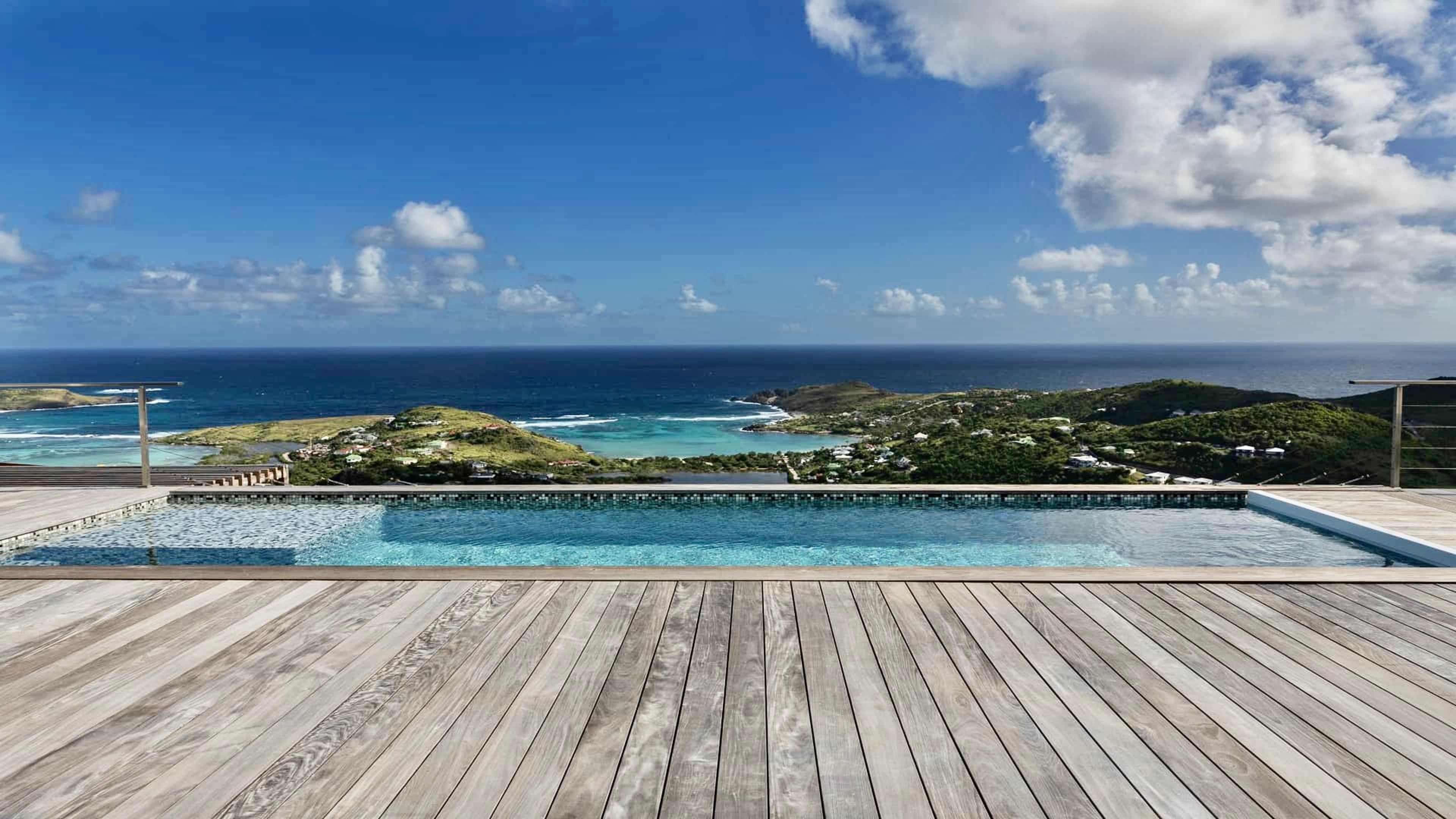 Main view of villa La Vue in Vitet, St. Barts