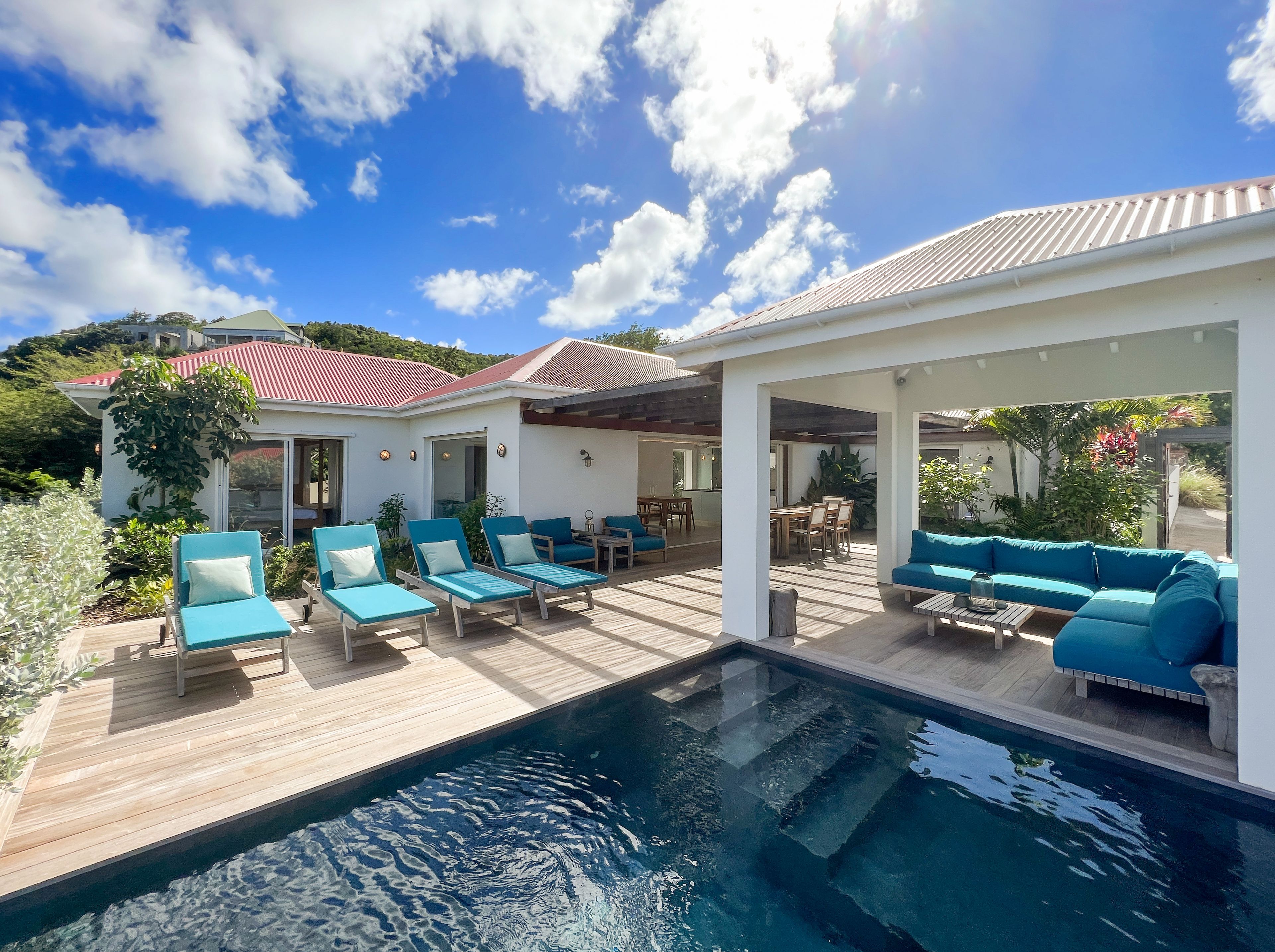 Main view of villa Paille en Queue in St Jean, St. Barts