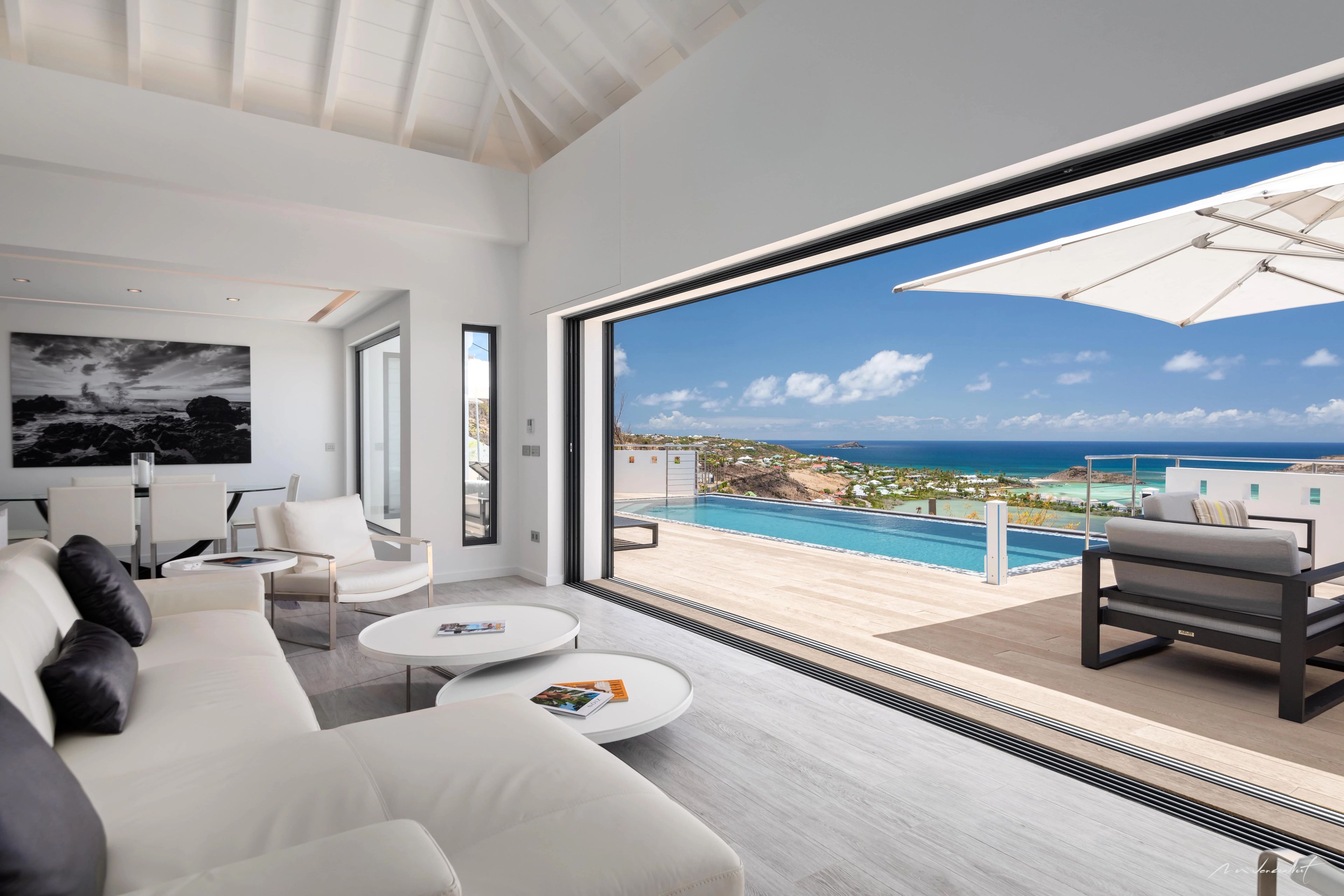 Main view of villa Iris in Grand Cul de Sac, St. Barts