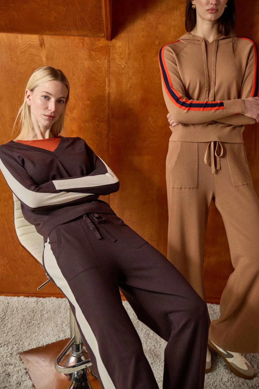 Track stripe knit set