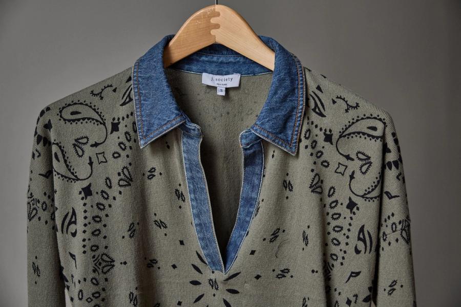 Leopard jacquard merino knit detail