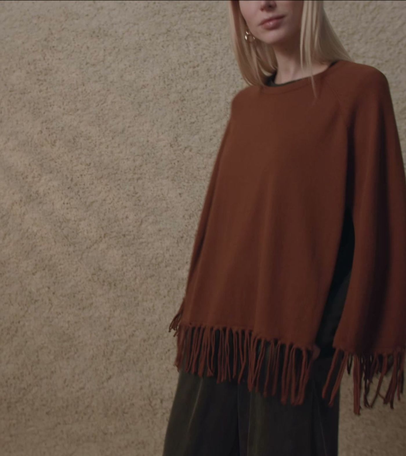 Fringe Cape