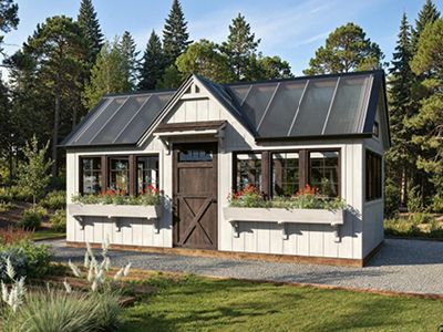 Chalet Greenhouse