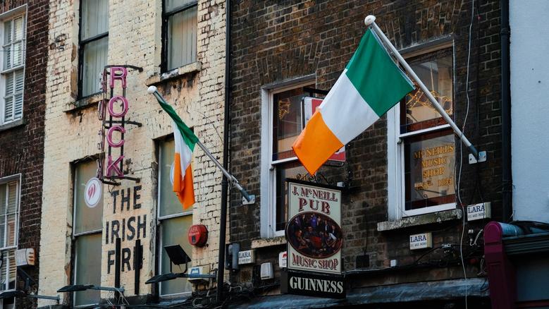 outside of an Irish pub