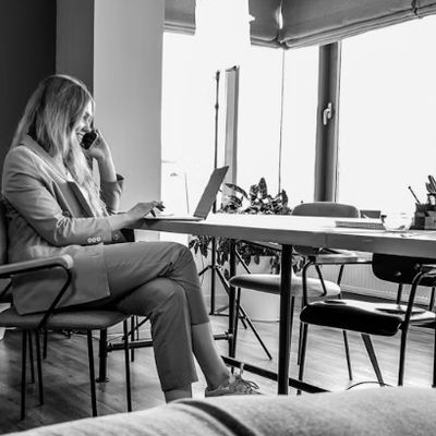 Business owner, illustrating how SBCI loan schemes work in 2026.