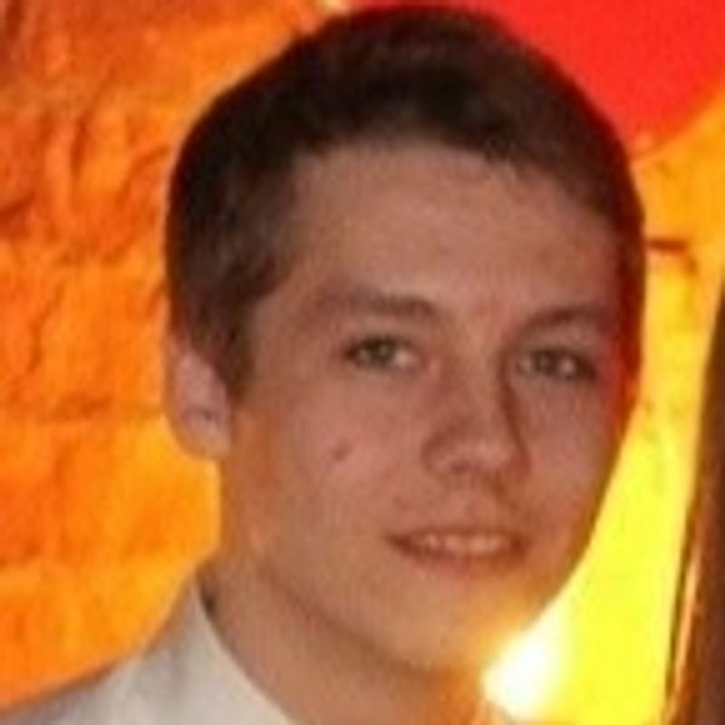 Яичников Артем Валерьевич