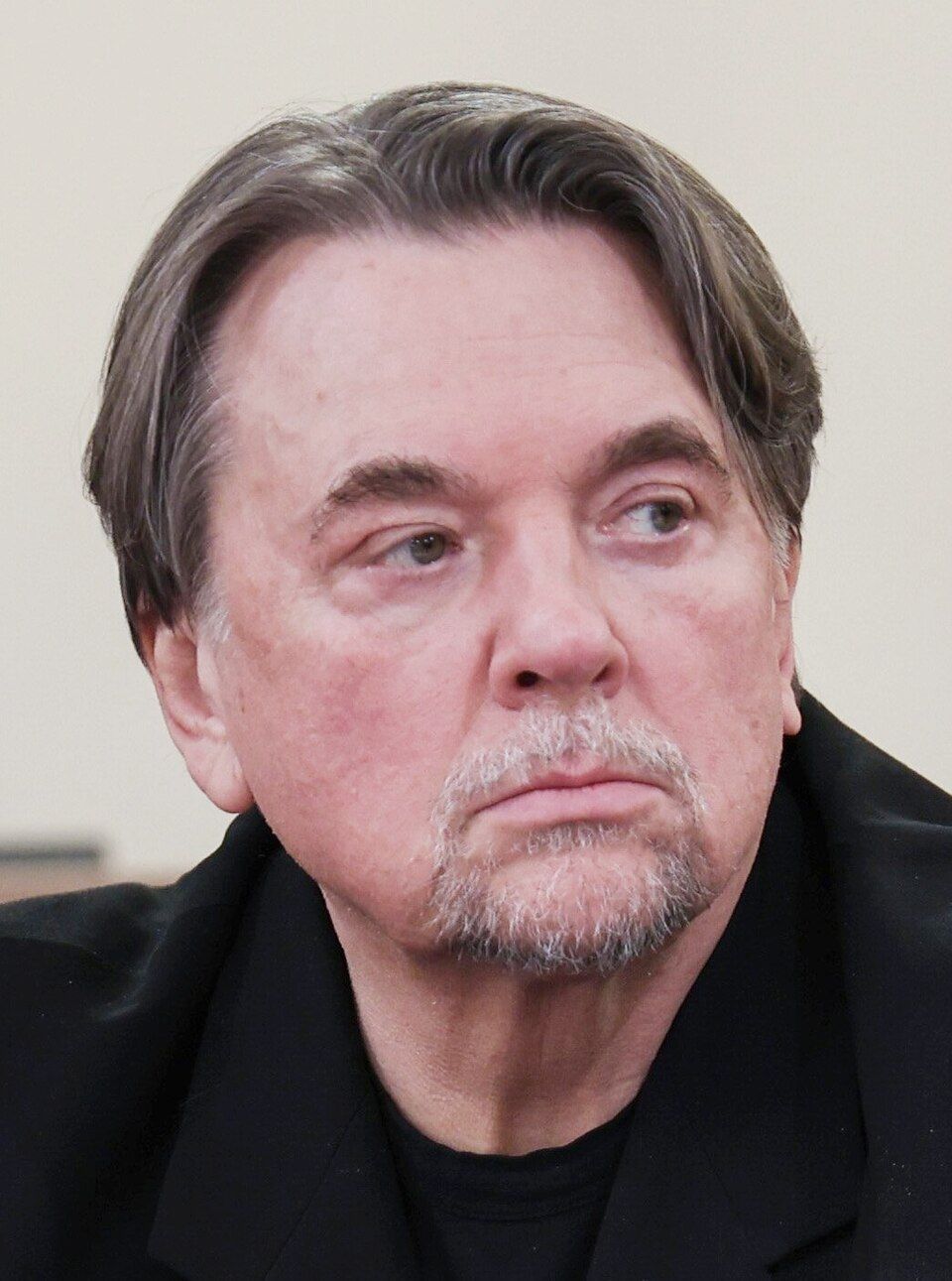 Константин Эрнст
