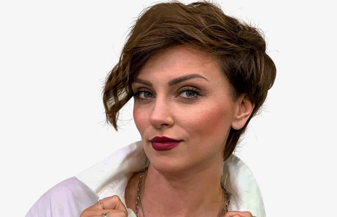 Pixie cut elegance hair style