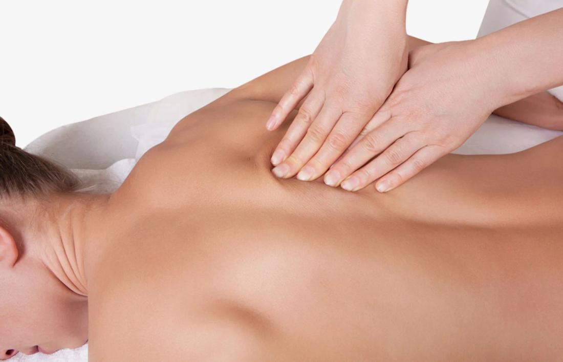 Petrissage movement massage 