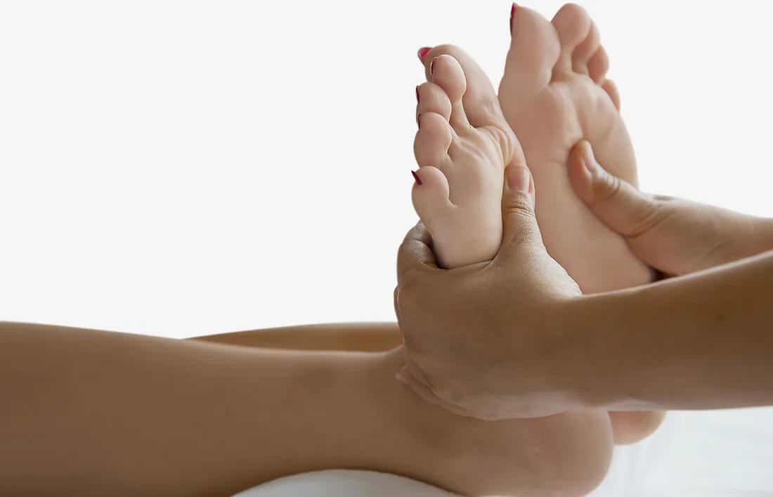 Finishing stroke technique for leg massage
