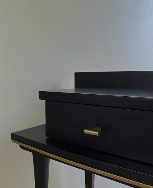 Pair of mid century modern nightstands
