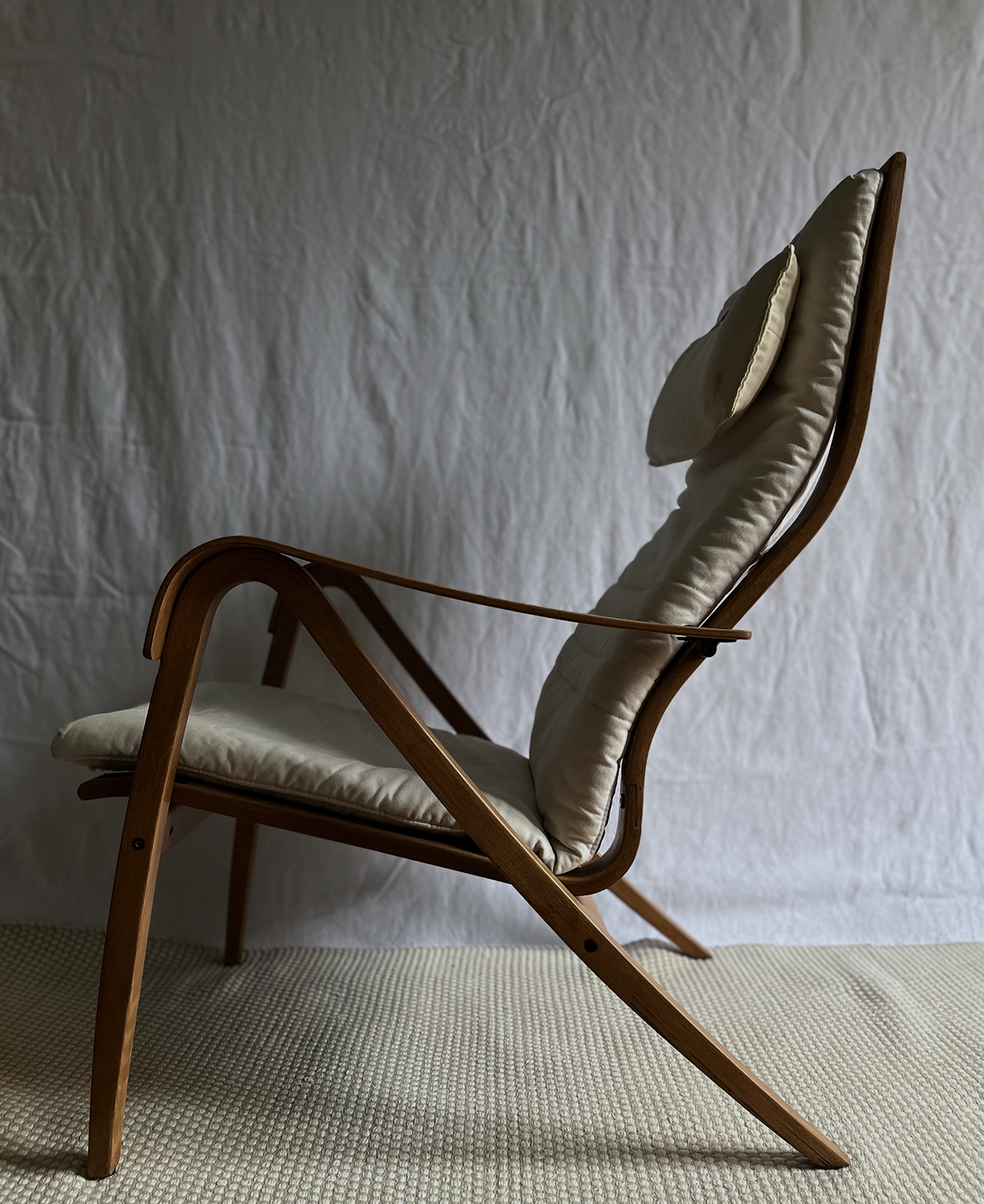 Simo Heikkilä Lounge Chair, view 6