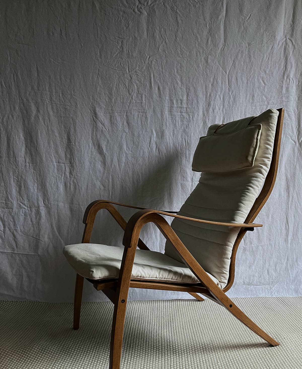 Simo Heikkilä Lounge Chair, view 10