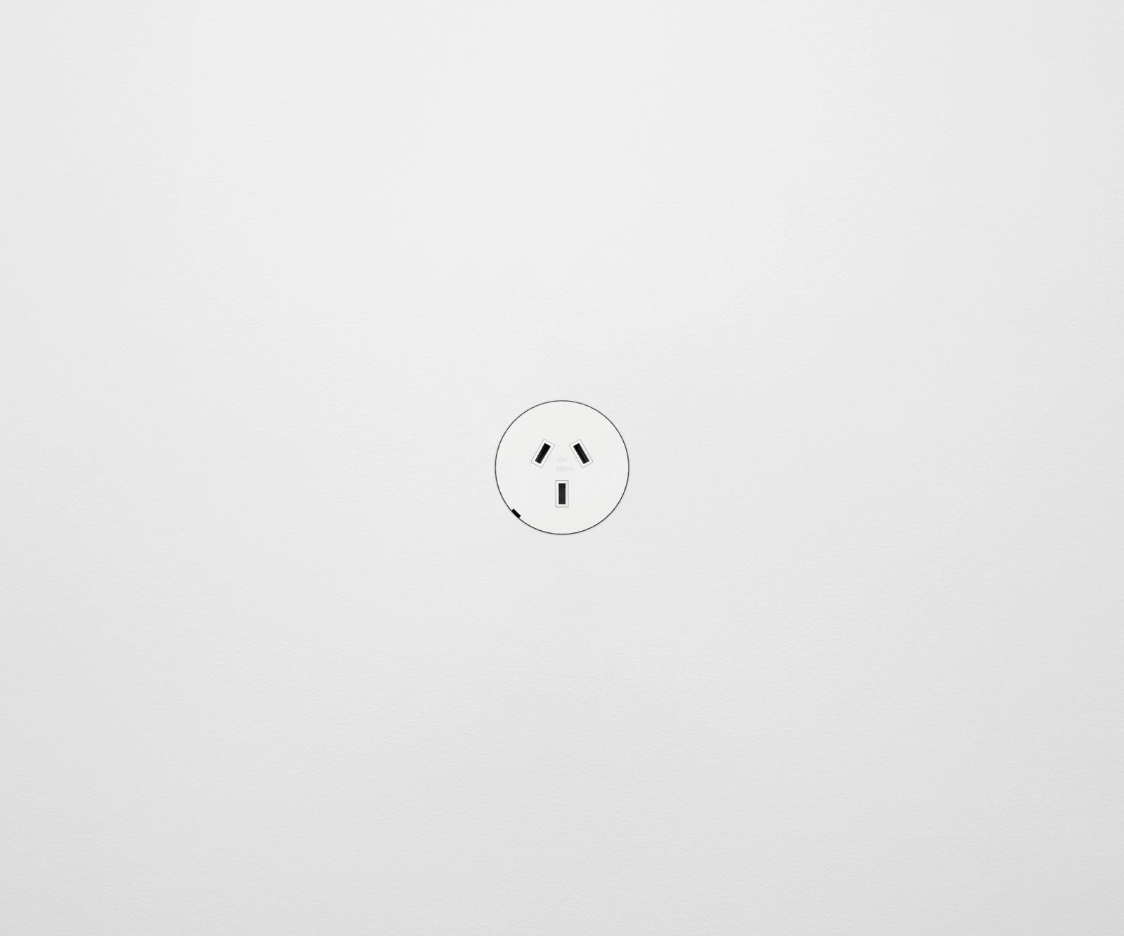 Single Outlet Flat Pin by ZETR, image 2