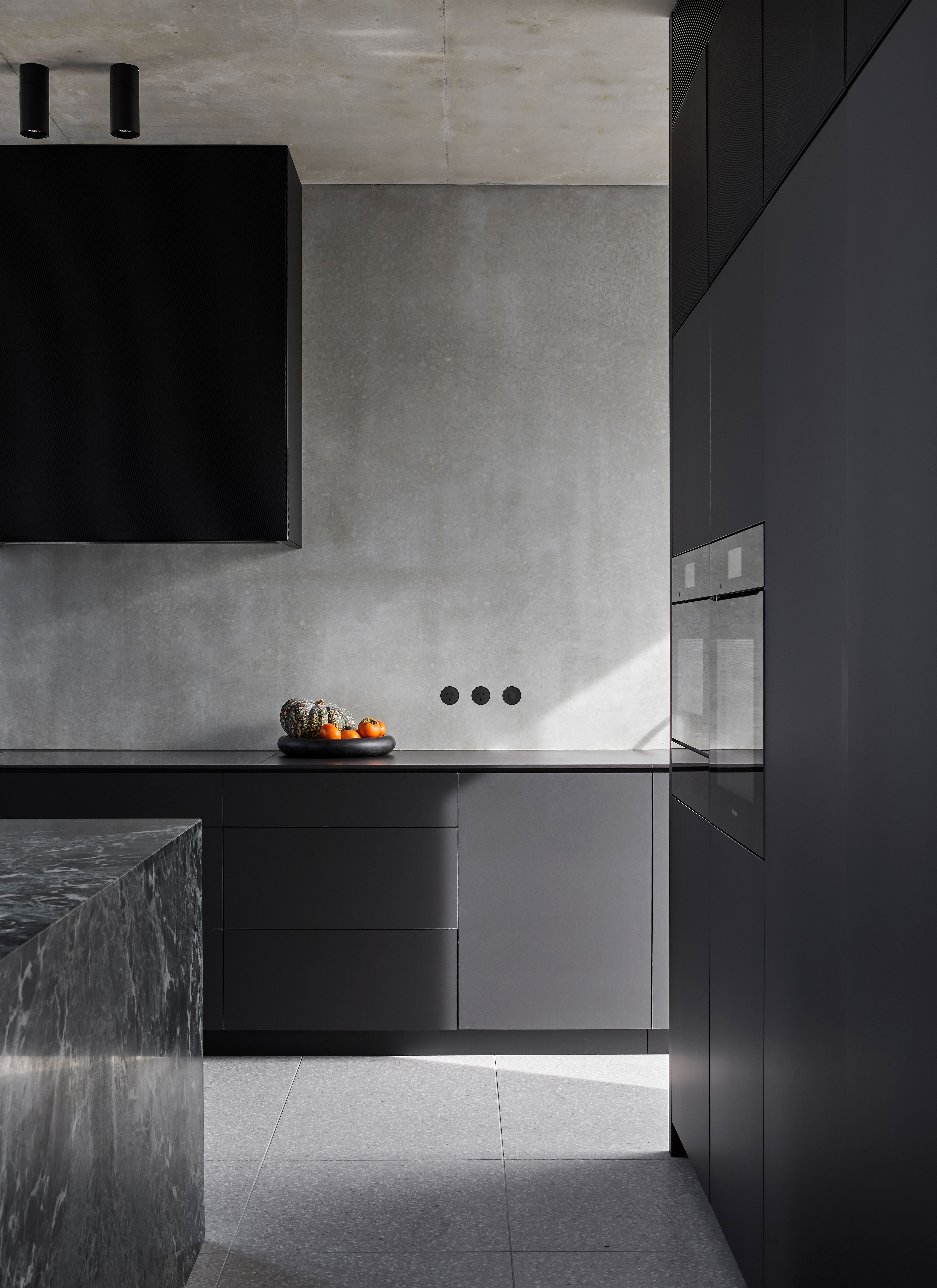 Good Design Award For 48/ Round