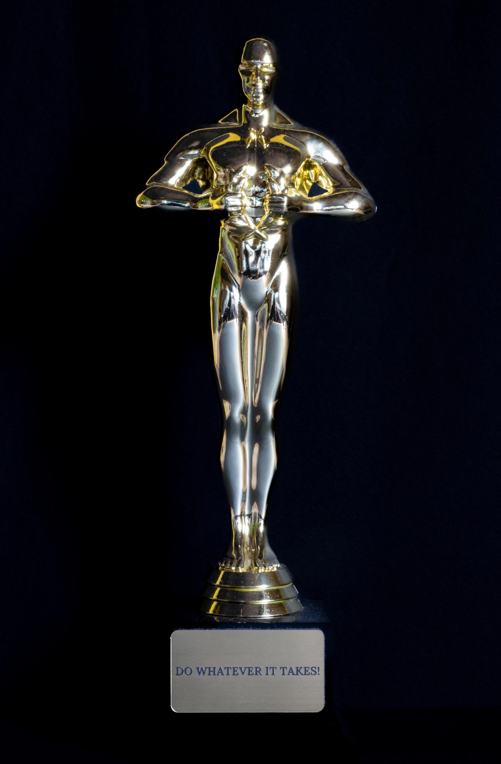 Celebridades no tapete vermelho durante cerimônia do Oscar