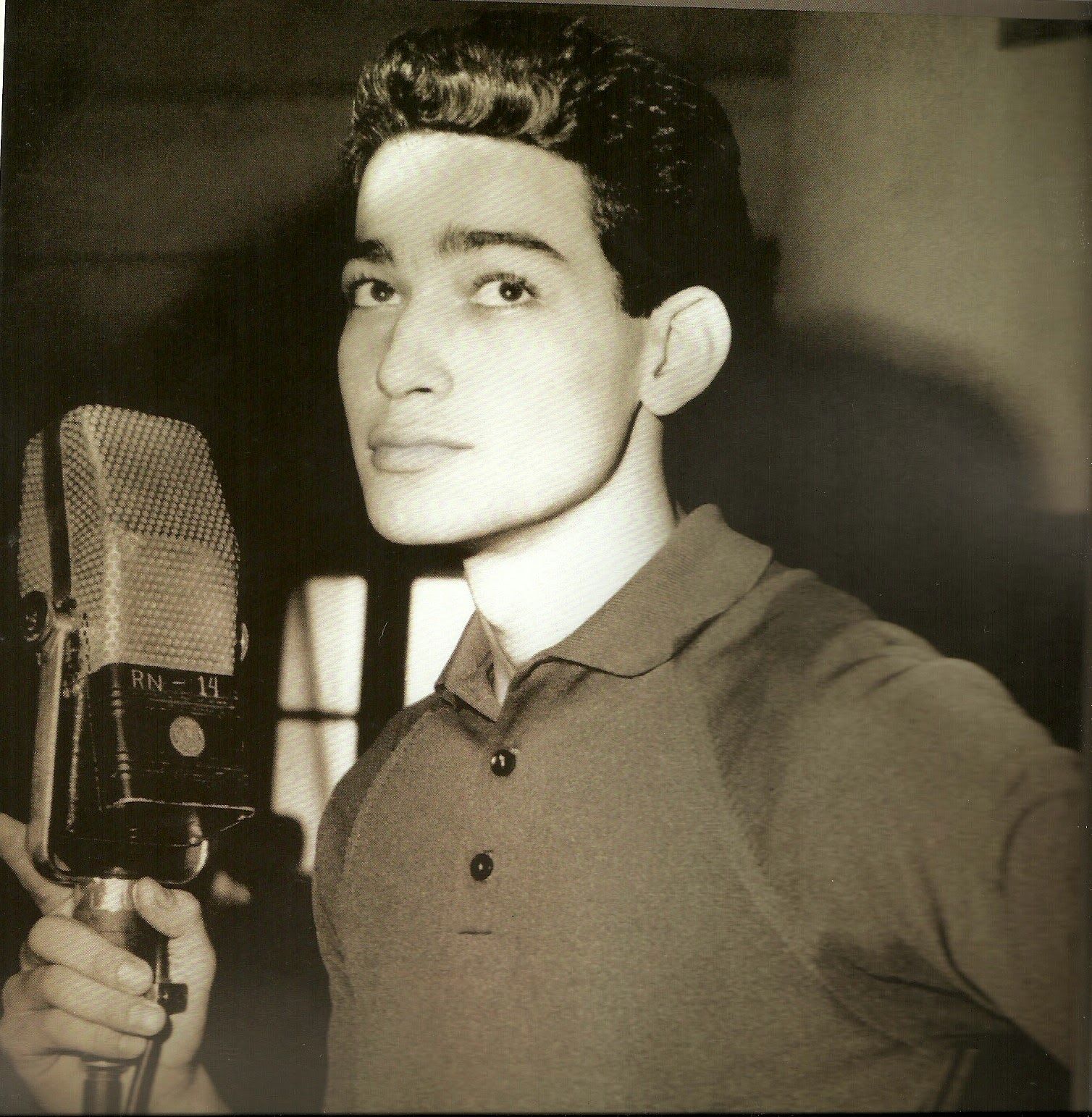 O ator e diretor Gracindo Júnior, filho de Paulo Gracindo, em retrato de sua carreira no rádio.