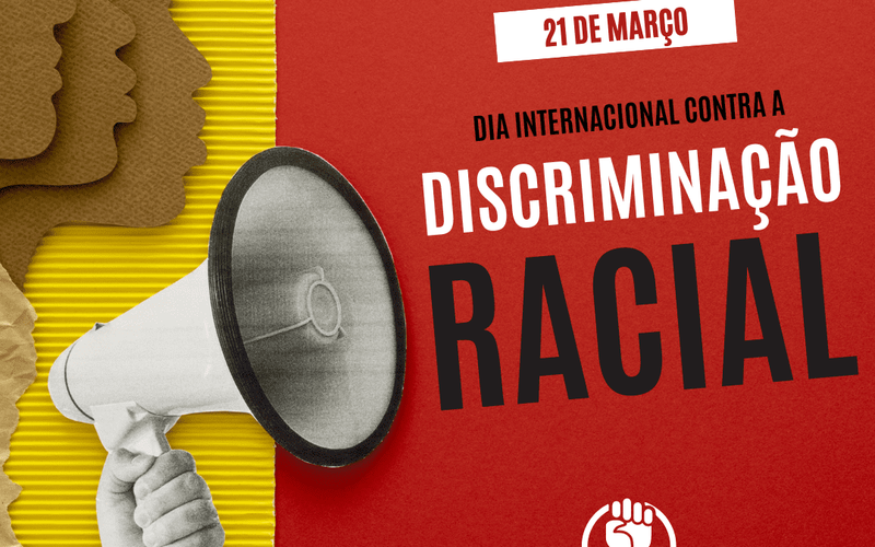 Mulheres negras em ambiente corporativo enfrentando desafios