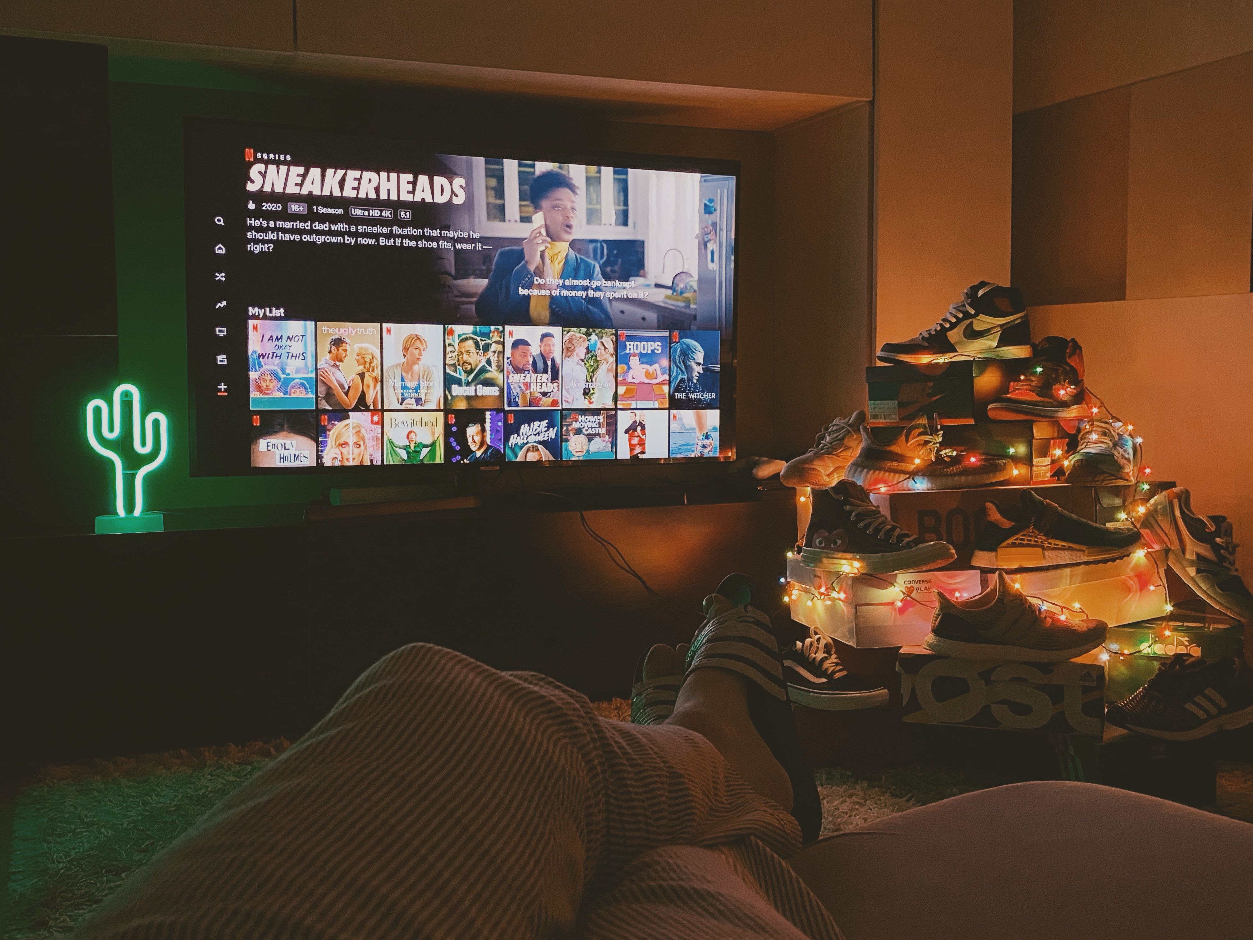 Cena da série Pedaço de Mim, que conquistou público global na Netflix.