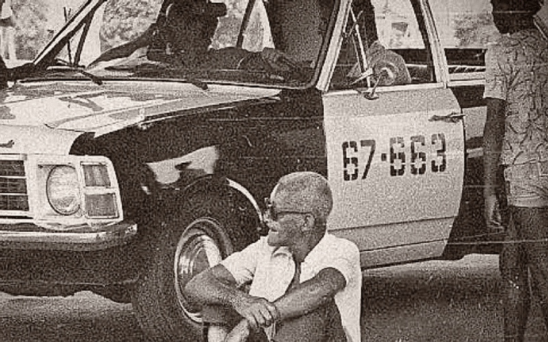 Mestre Cartola em protesto contra a repressão ao samba em 1976