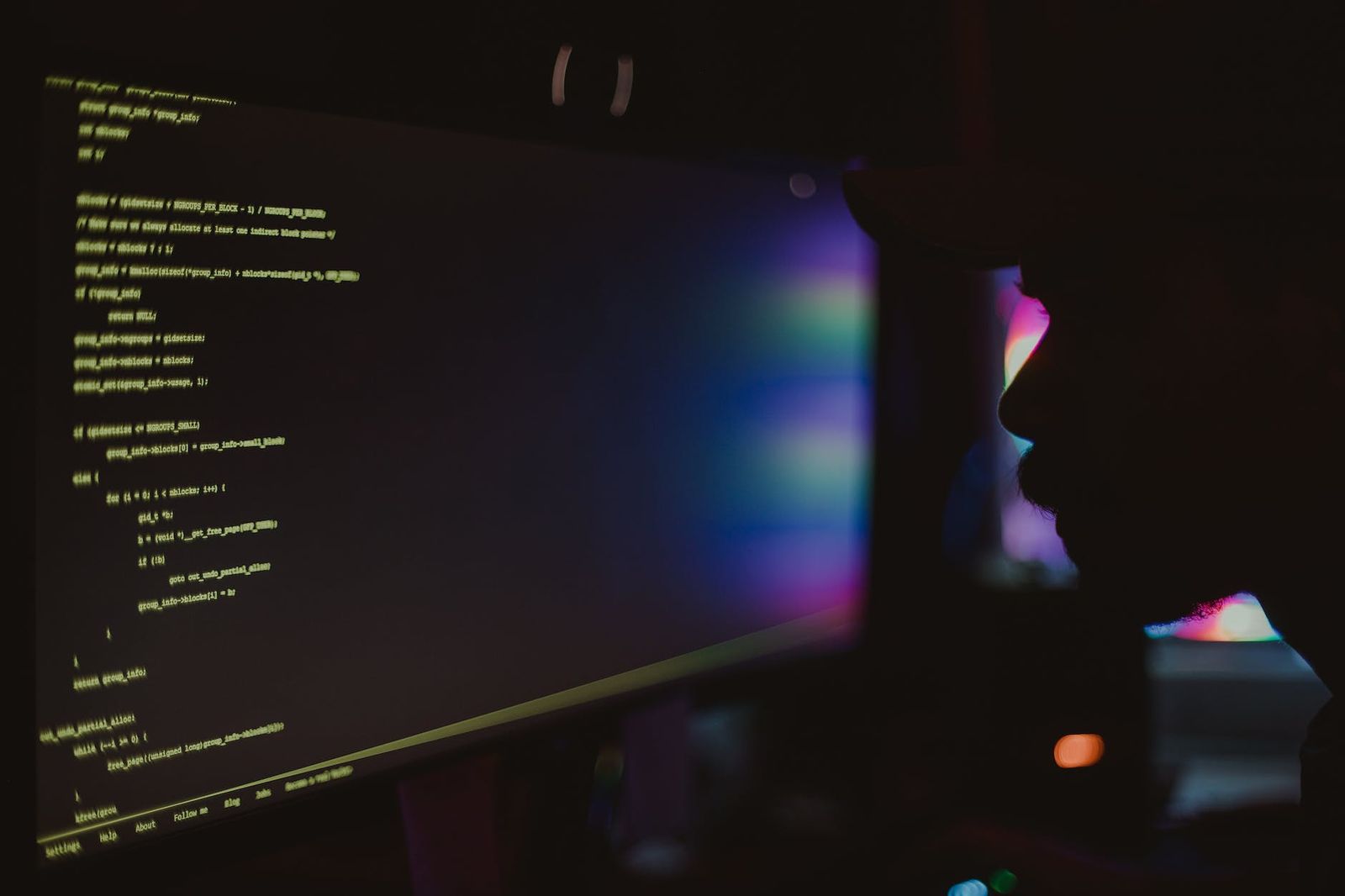 Código de programação e símbolos de inteligência artificial moderna