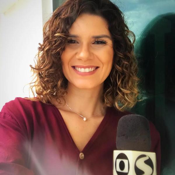 Maria Mariana, locutora de rádio