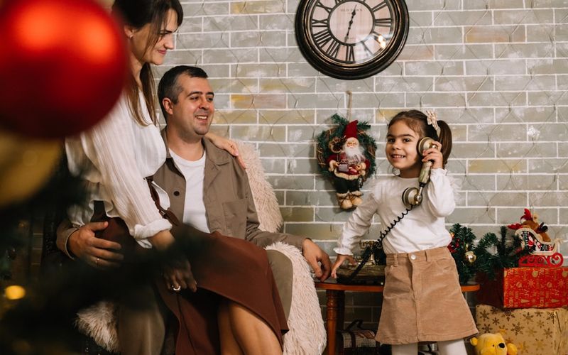 Cena da campanha do Boticário sobre impacto emocional de palavras ofensivas