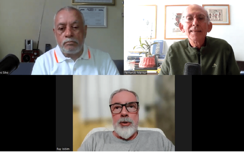 Dois mestres de rádio em conversa rememorada sobre história do meio