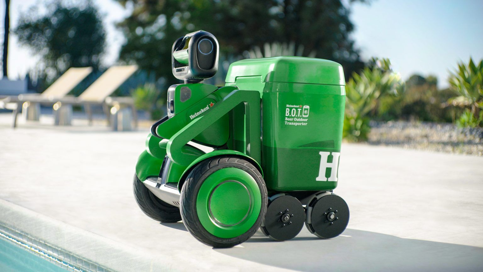 Robô Heineken B.O.T com design futurista entregando cerveja gelada