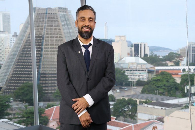 Thiago Regotto radialista diretor geral da EBC em foto