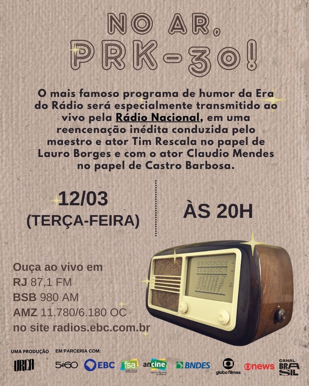 Estúdio de rádio retrô com equipamentos vintage da Era do Rádio