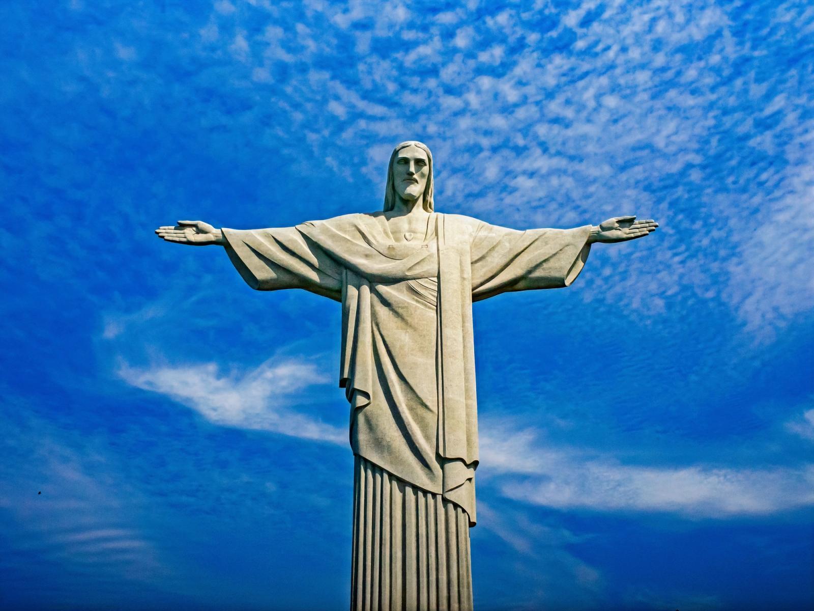 Pão de Açúcar e paisagem natural do Rio de Janeiro ao pôr do sol