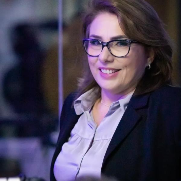 Fernanda Bufoni, jornalista e locutora