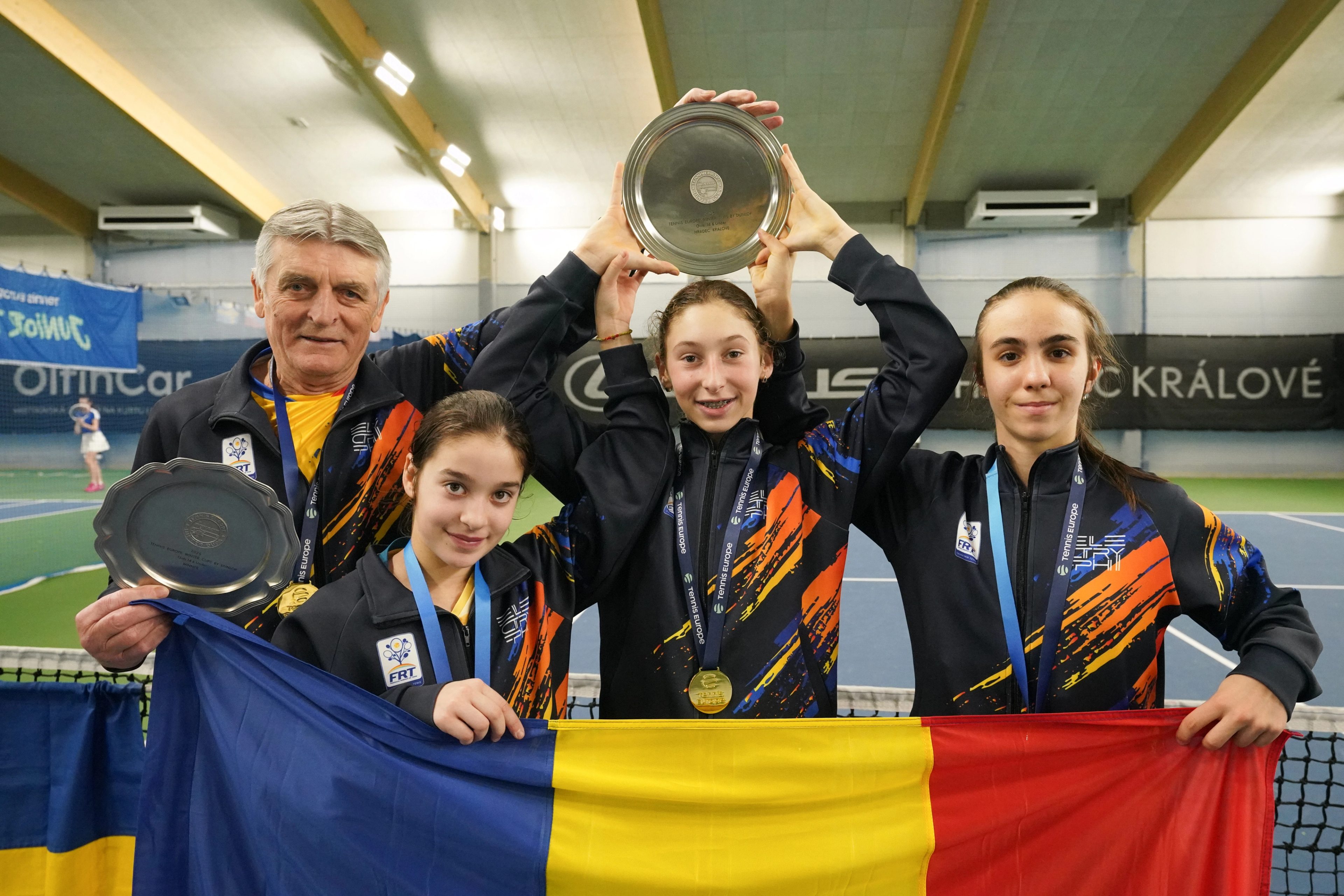 01_Romanian Team