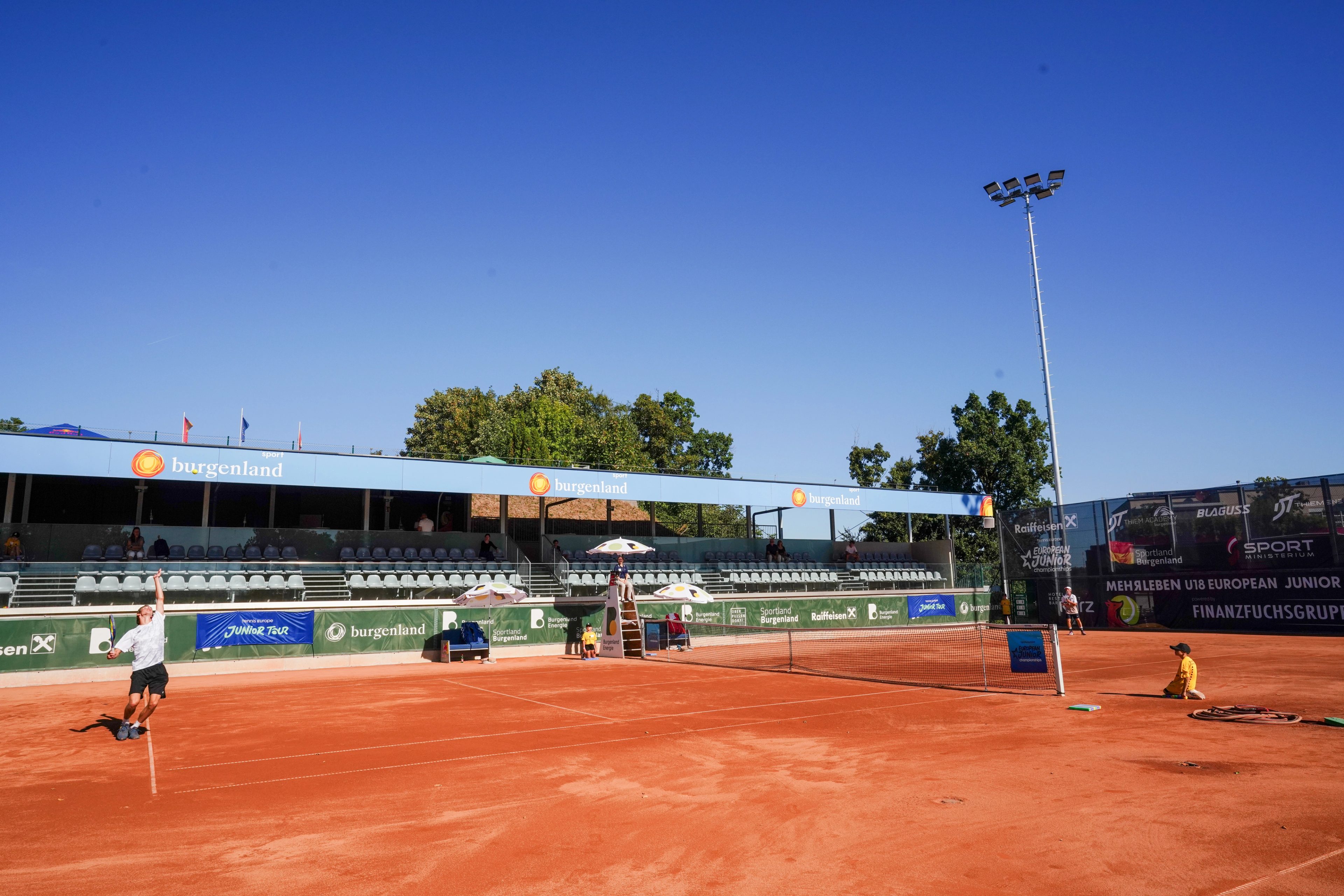 04