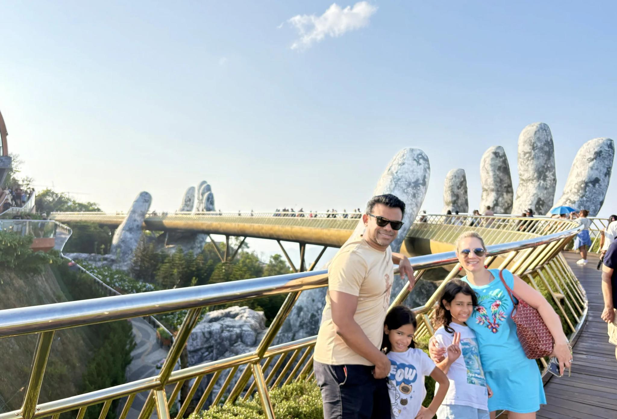 Golden Bridge Ba Na Hills