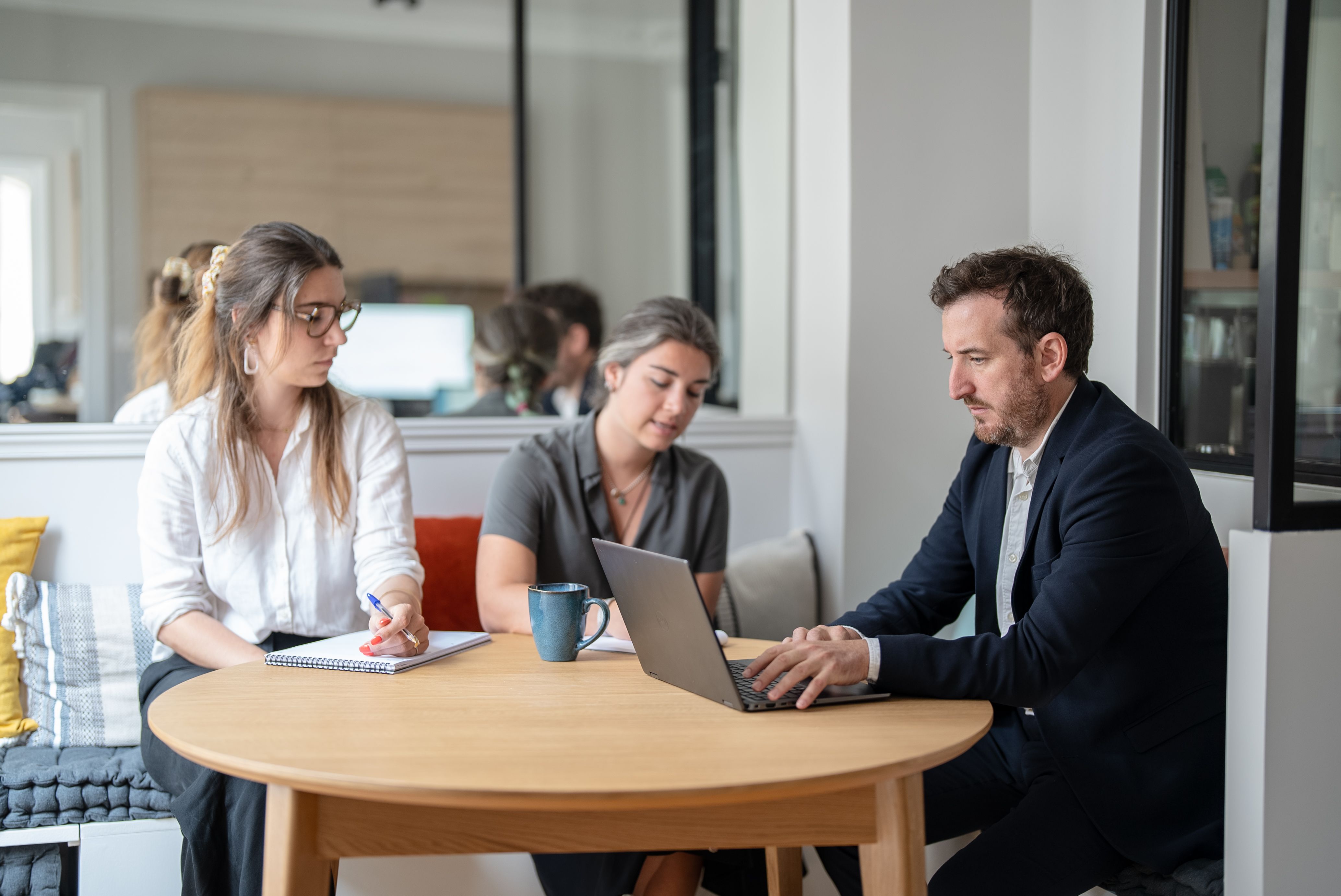 avocat e-réputation paris TLMR - risques juridiques